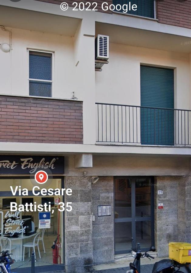 Porta A Mare Station Apartment Pisa Bagian luar foto