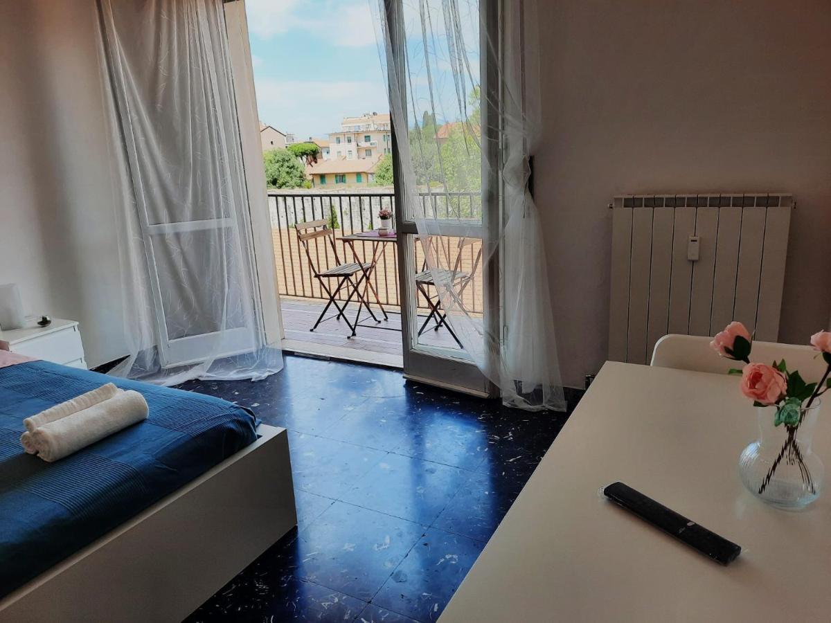 Porta A Mare Station Apartment Pisa Bagian luar foto